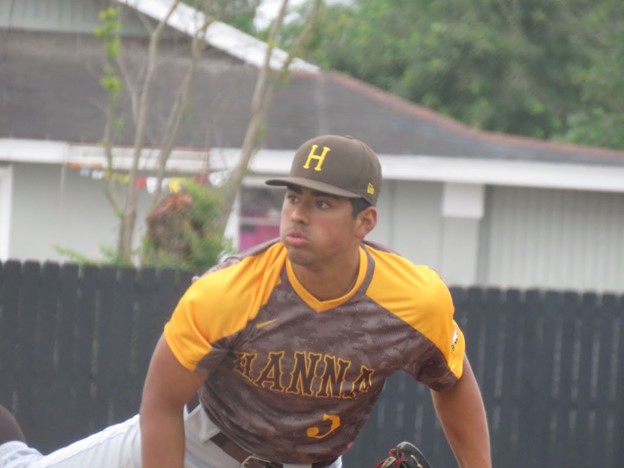 Noe pitching for Hanna HS